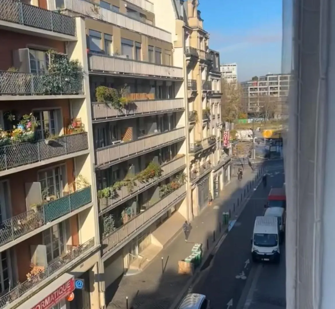 Appartement Moderne Paris 18 France
